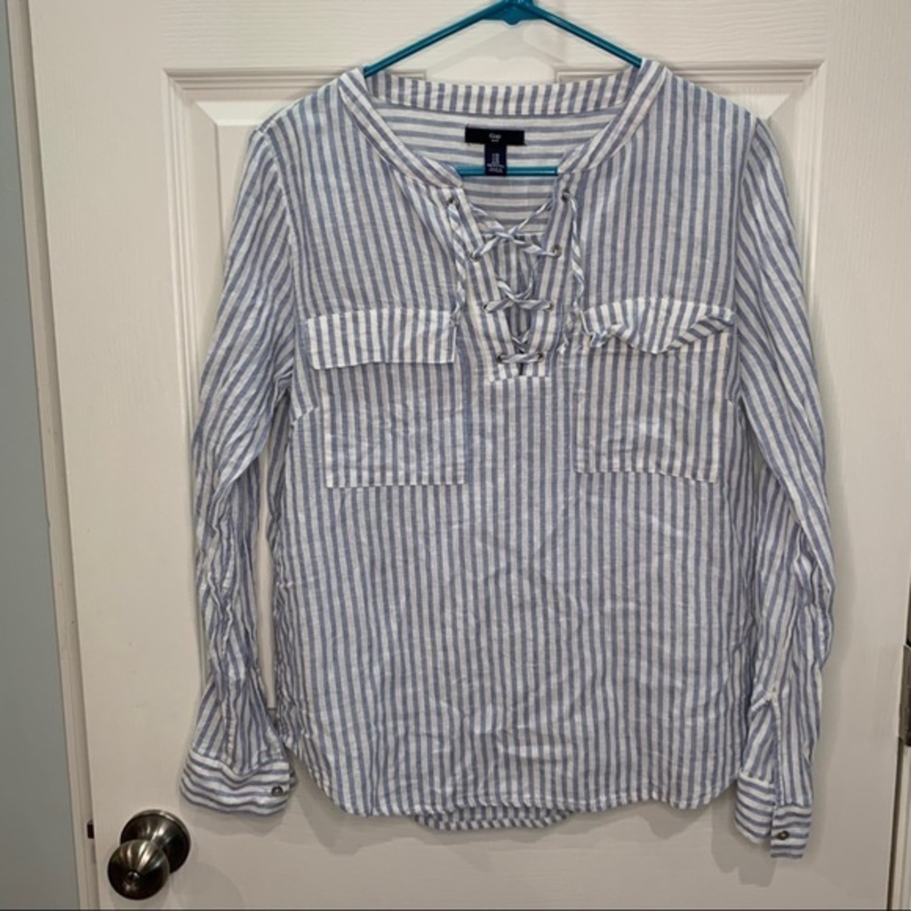 3/$25‎ - Gap sz med striped long sleeve top